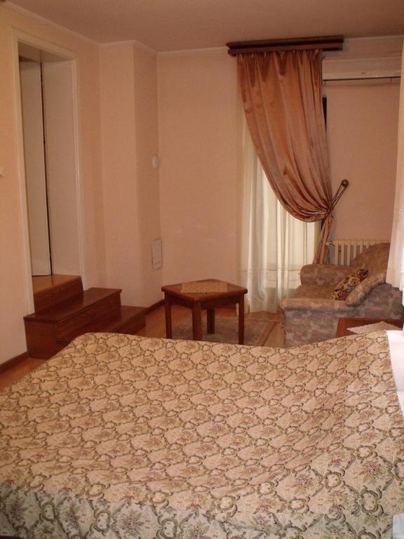 Garni Hotel Pbg سوبوتيتْسا الغرفة الصورة